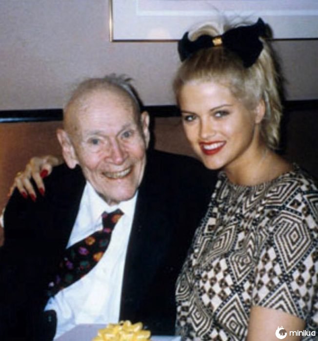 nicole smith 10